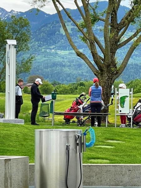 2FEF25B6-7C25-40D3-85B5-B474ADDFF34A